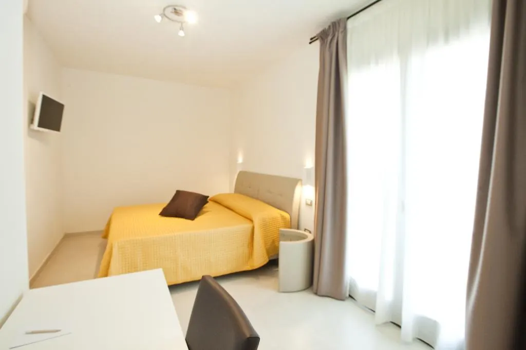 ***  Xenia Hotel Villasimius Italy