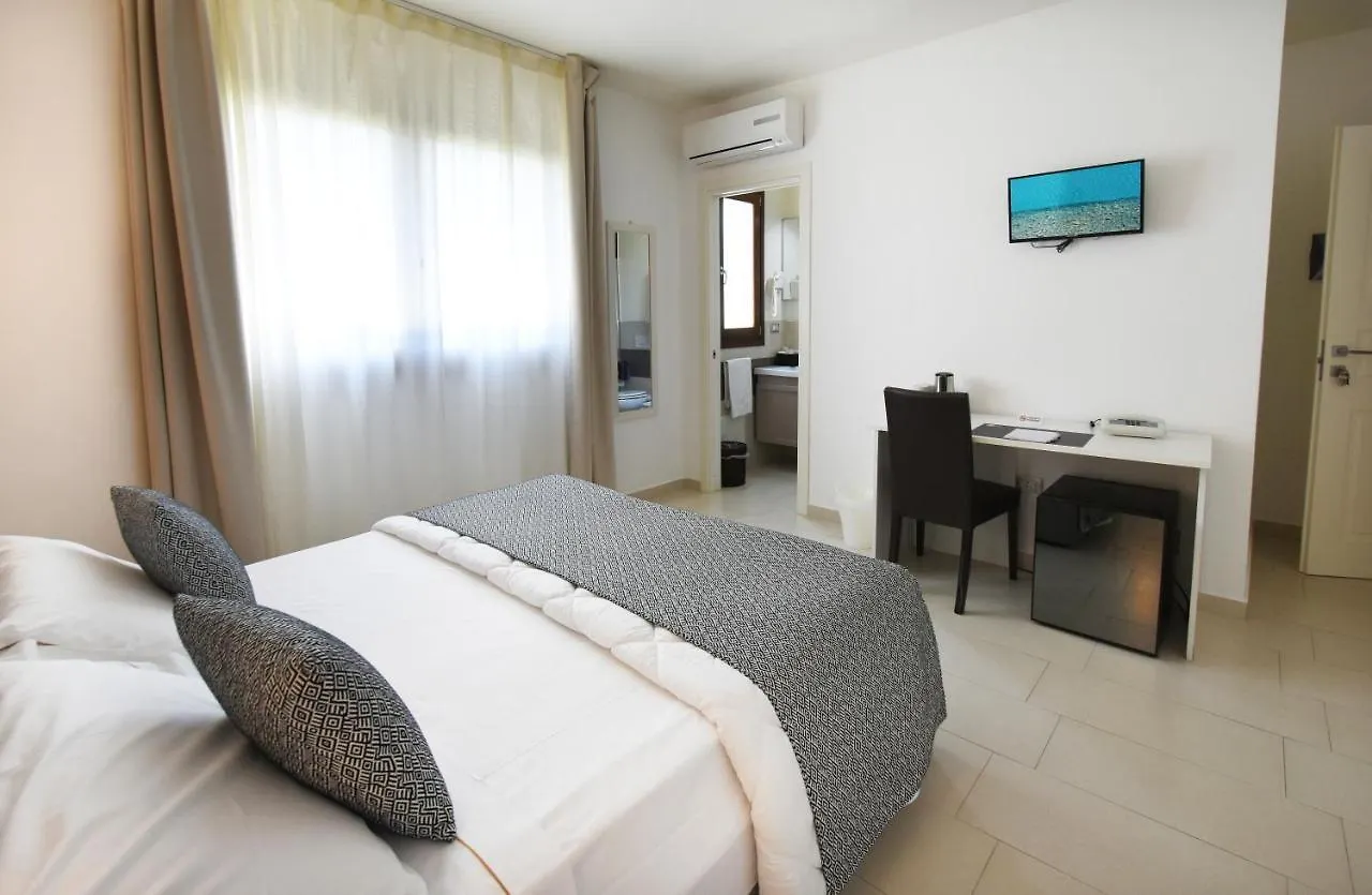 Xenia Hotel Villasimius 3*,