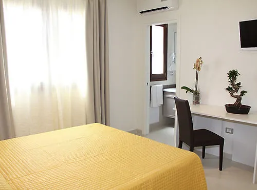 Xenia Hotel 빌라시미우스 3*,