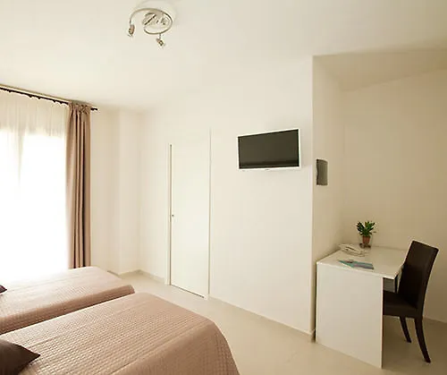 Xenia Hotel Villasimius 3*,